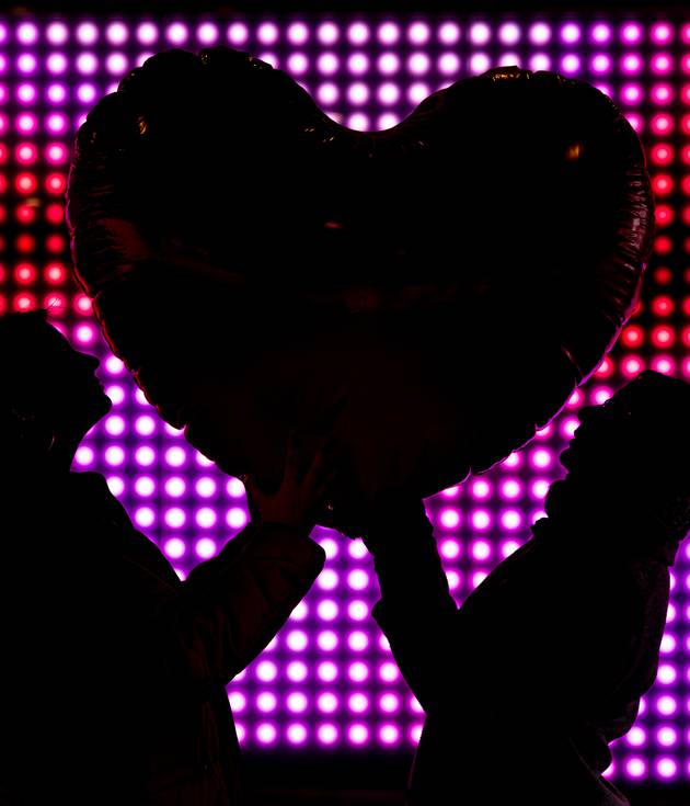 Valentine's Day 2020 in front of the Crossover bridge, Wembley Park