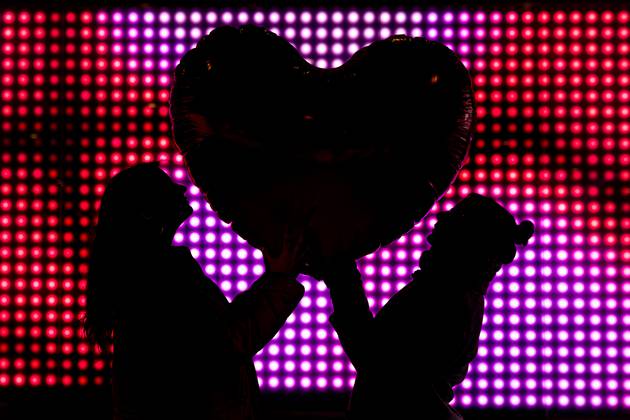 Valentine's Day 2020 in front of the Crossover bridge, Wembley Park