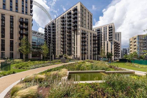 Discover Hidden Oasis Secrets At Wembley Parks New Exhibit - n97qz5m