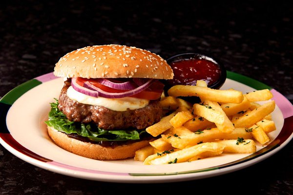 Frankie & Benny's Burger in London Designer Outlet in Wembley Park