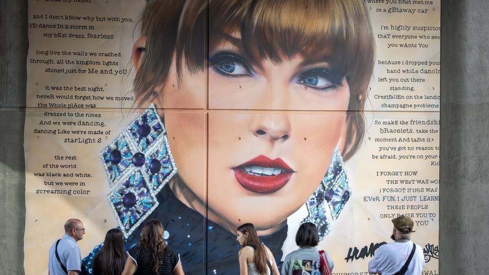 Ready For It - Taylor Swift Mural  -Wembley Steps - HUMOR x Murwalls