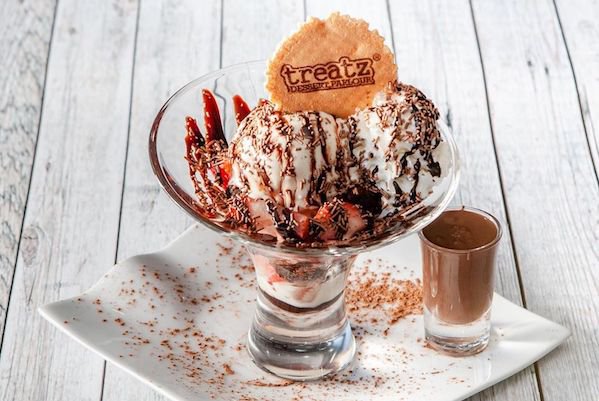 Treatz Student Discount Desserts in London Designer Outlet in Wembley Park